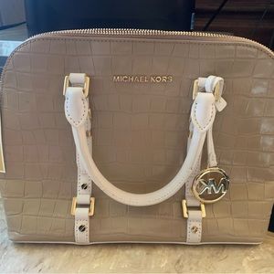 NEW BEAUTIFUL MICHAEL KORS BEDFORD LEGACY CROC EMBOSSED MEDIUM DOME SATCHEL